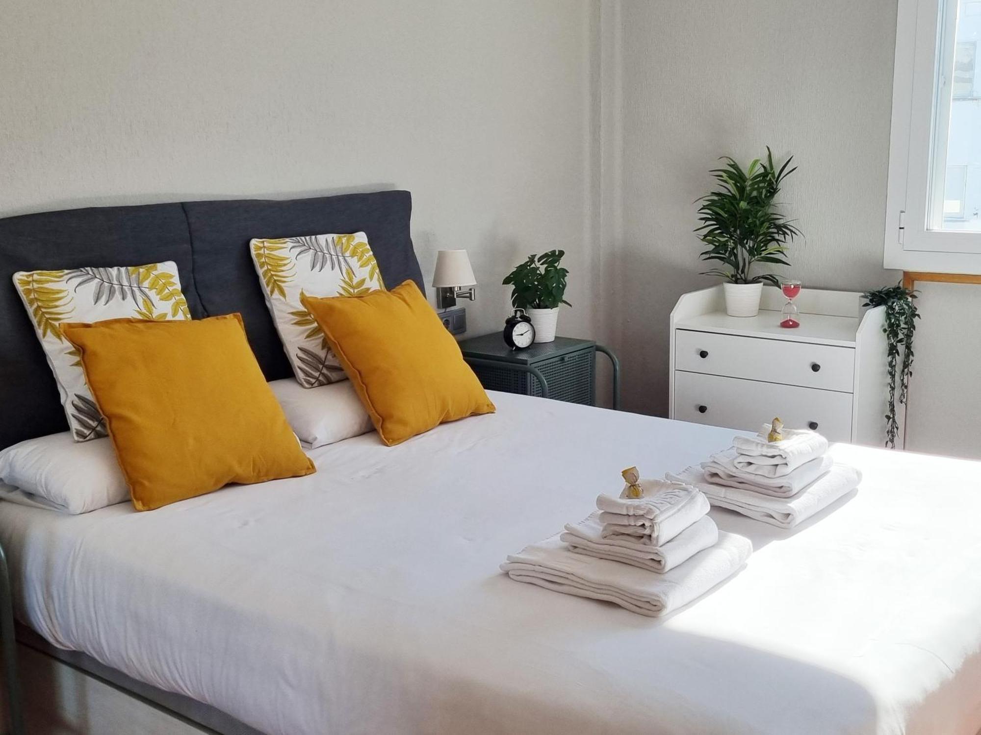 Dehesa Centro Apartment Soria Bagian luar foto